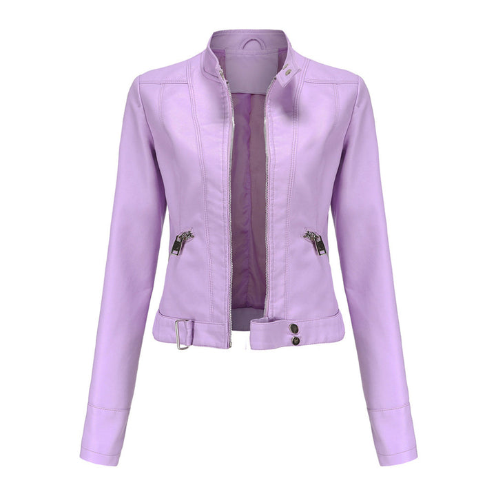 Front view of the light lilac cropped jacket, unzipped, with stand collar, zip pockets and waist strap 3