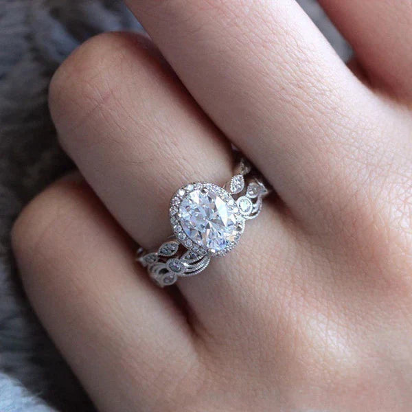 Two-Piece Engagement Ring Set - Caelis