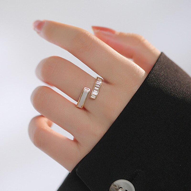 Adjustable Shell Classic Ring | Elegant and Versatile-State of Style