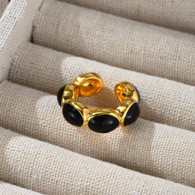 Celina Gold-Plated Onyx Ring – Versatile Elegance-State of Style