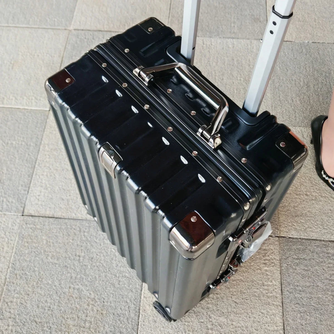 Hard shell suitcase with aluminium frame – Vilnius-Blue-S (42 L)-State of Style