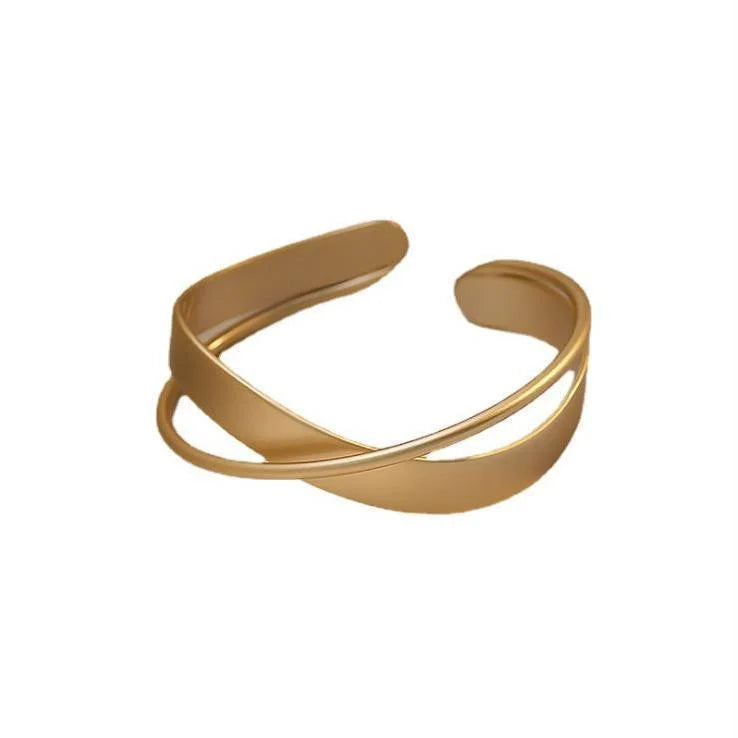 Matte Gold Infinity Bracelet – Elisa-State of Style