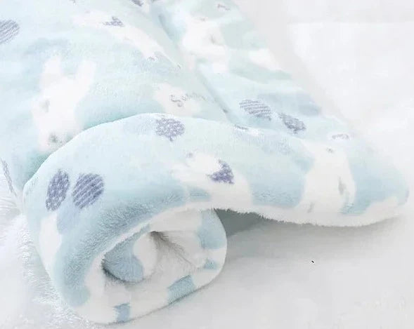 SnuggleSoft Warm Cat Blanket-S-Blue & Arctic Berries-State of Style