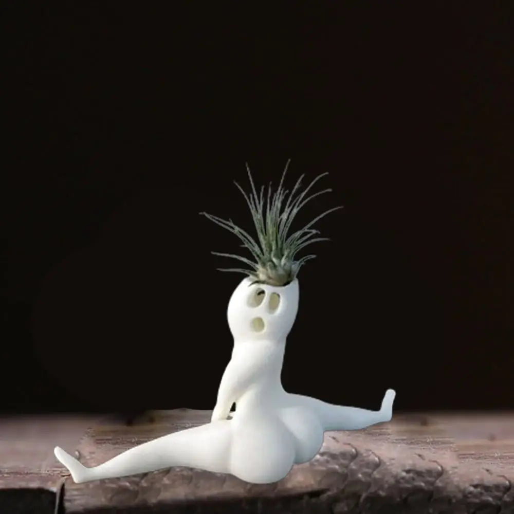 SpookyBuddy Ghost-Shaped Air Plant Display-State of Style