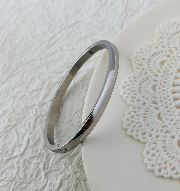 ZIRCON INLAY BRACELET-Shiny Silver-58-60mm-State of Style